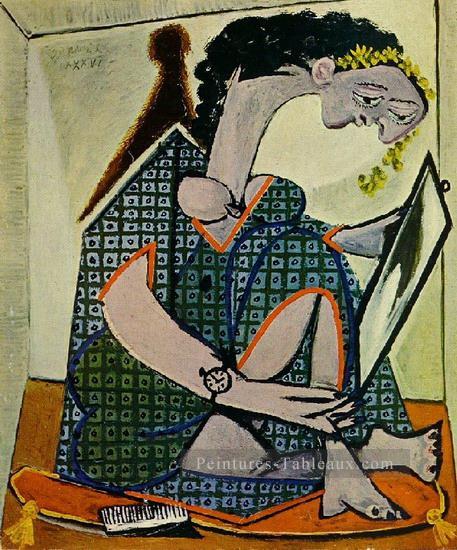 Femme à la montre 1936 Cubisme Peintures à l'huile